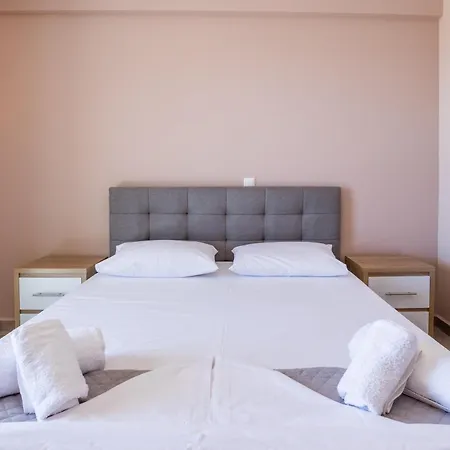 Olive Tree Luxury Apts Amoopi