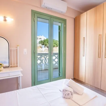Olive Tree Luxury Apts Apartament